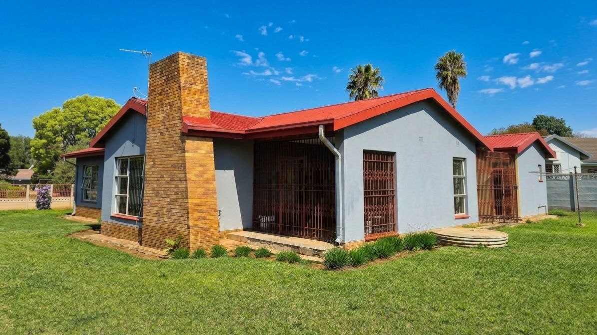 4 Bedroom House for Sale in Hutten Heights Newcastle